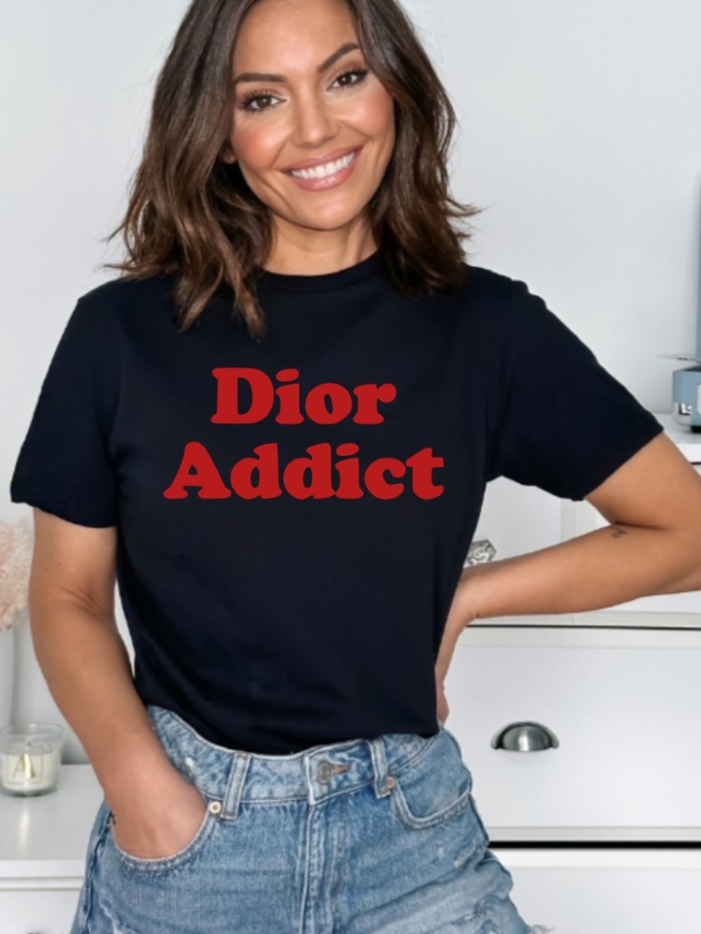 Woman graphic addict T-shirt